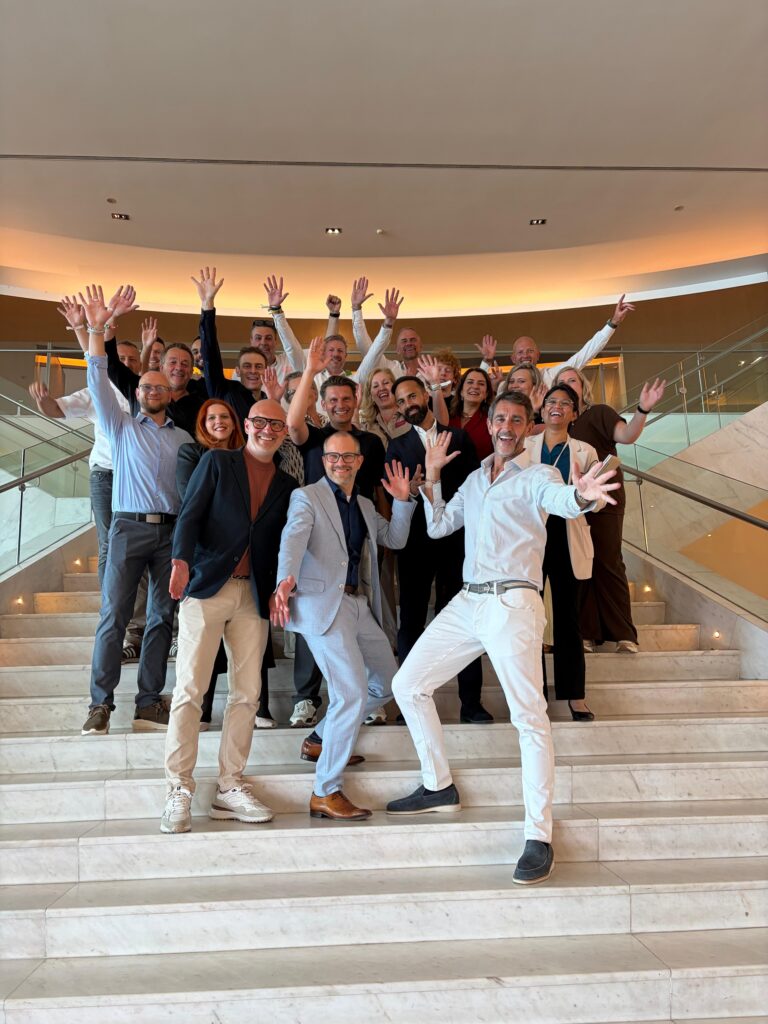 Modern Dental Europe - Equipo europeo